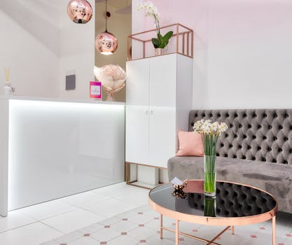 Chic Hotels With Modern Minimalist Designs